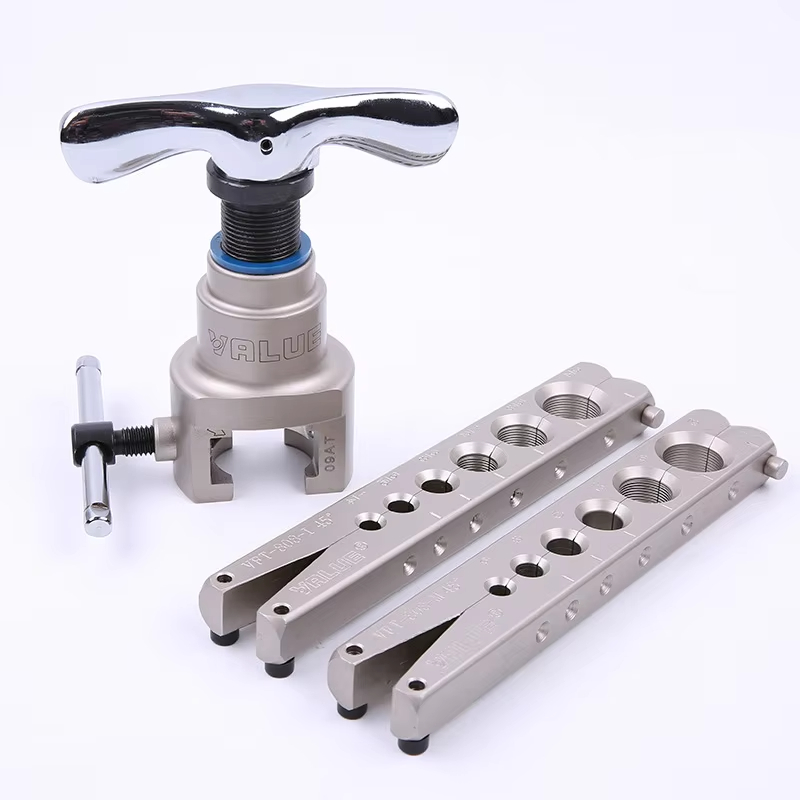 電動工具プロ用冷凍機器修理キット（マニホールドゲージセット付 - Power Tools Kit Set のレビューと価格